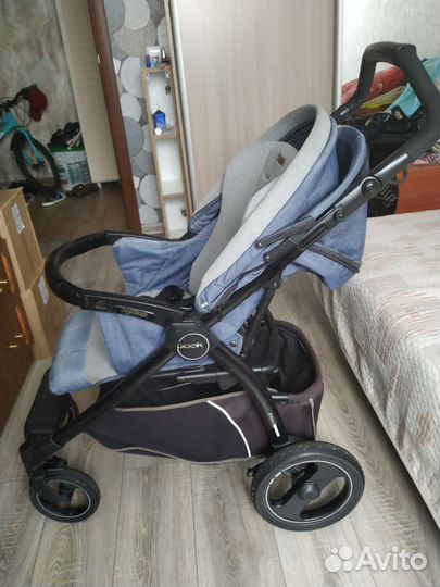 Прогулочная коляска peg perego book