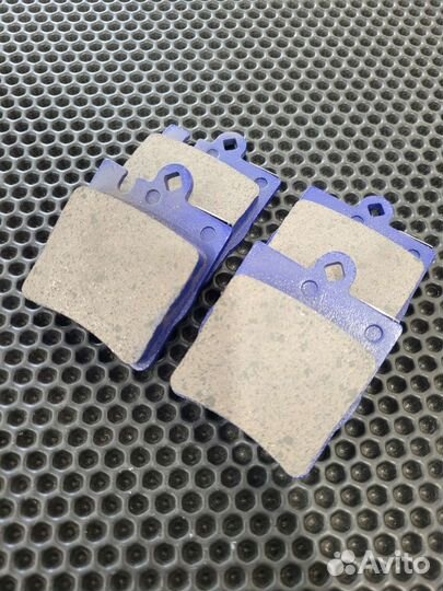 Колодки тормозные задние w203