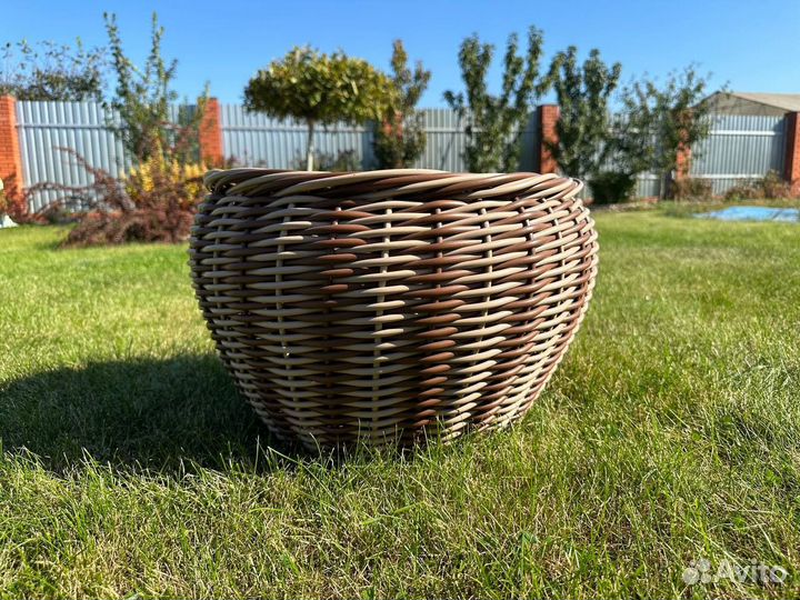 Кашпо для цветов