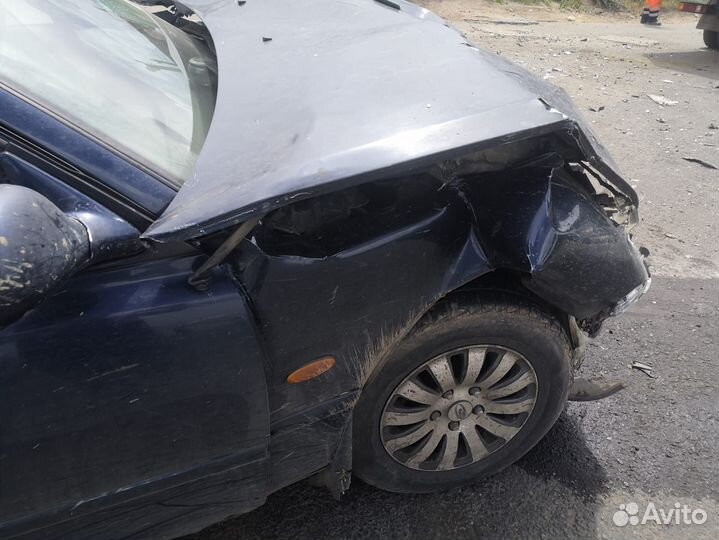 Мазда 626 1997 г - по запчастям