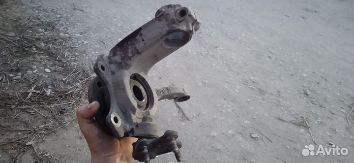 Поворотный кулак VW Polo Sedan 5, Skoda Rapid