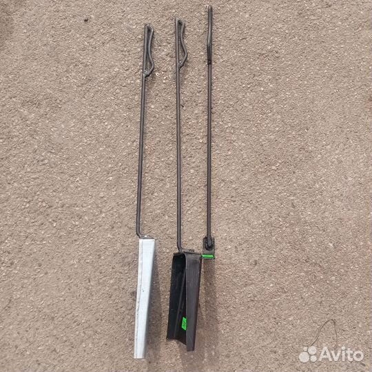 Совок и кочерга. Уличный совок для мусора