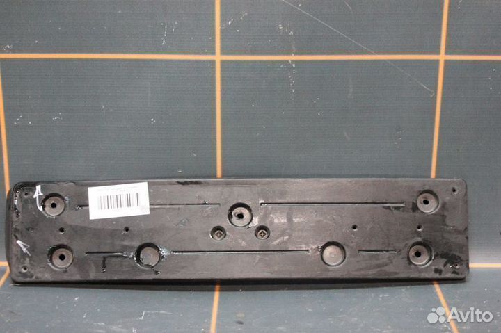 Площадка номерного знака - BMW 3 F30