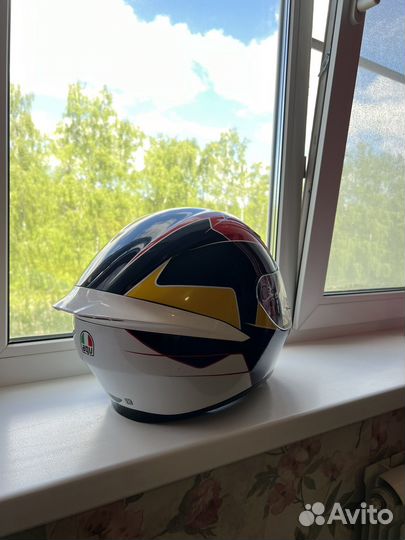 Мотоциклетный шлем agv k1