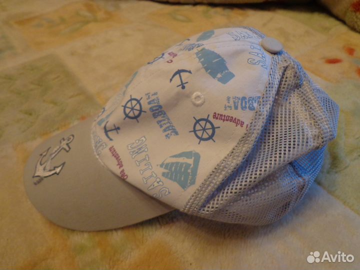 Кепка (примерно до 3 лет, регулируется застежка)