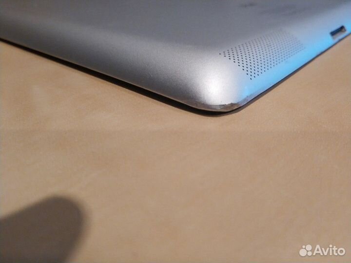 Apple iPad 3 16GB Wi-Fi + Cellular