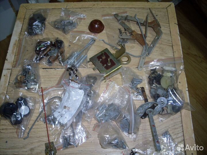 Электромоторы для радиол 50-х годов