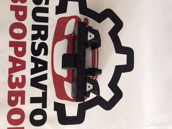 Блок управления стеклоподъемниками Vw Tiguan 5N