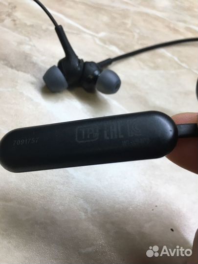 Беспроводные наушники Sony WI-XB400 Black