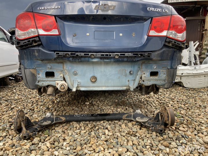 Задняя часть кузова Шевроле Круз J300 седан