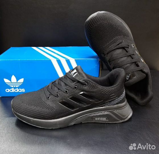 Кроссовки Adidas р-ры 39-45 артикул 925 чёрные