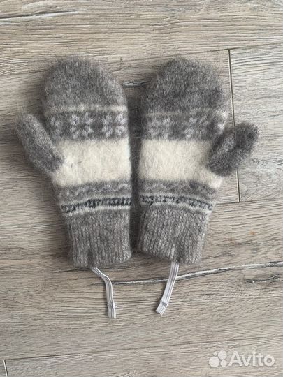 Варежки шерстяные женские