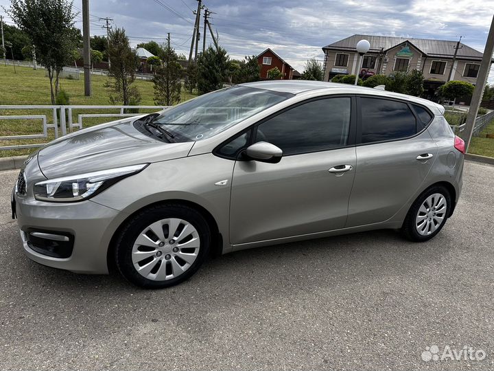 Kia Ceed 1.6 AT, 2017, 157 000 км
