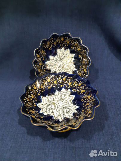 Конфетница на ножке