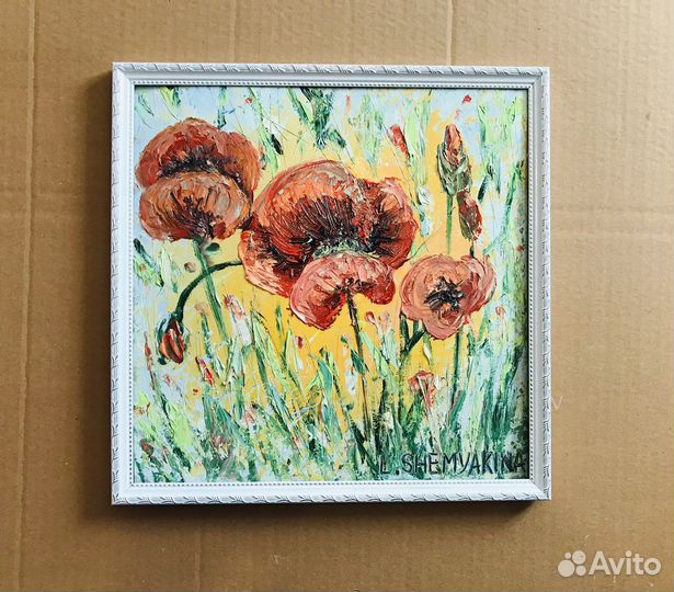 Картина маслом красные маки в раме 30х30 см