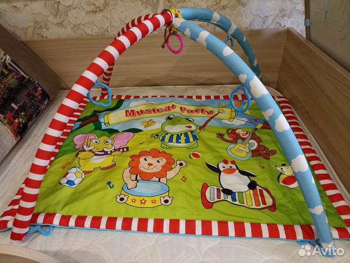 Развивающий коврик