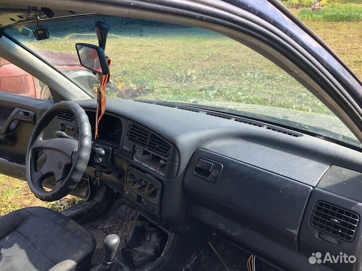 Volkswagen golf 3 1,8 моновпрыск