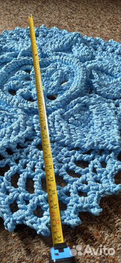 Вязанный ковёр ручной работы (цвет-голубой)