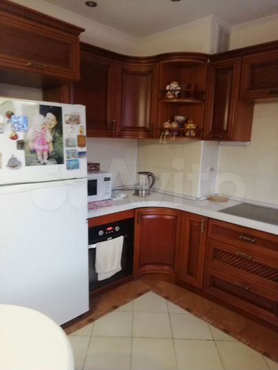 2-к. квартира, 68 м², 10/12 эт.