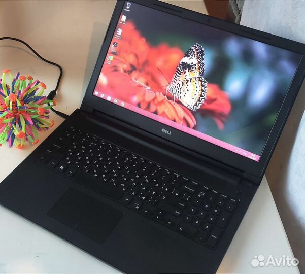 Ноутбук Dell/как новый