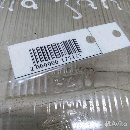 Стекло фары Audi 100 C4 установка фара левая