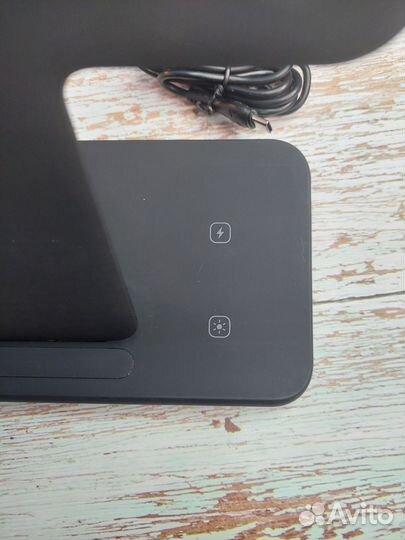 Зарядная станция для iPhone