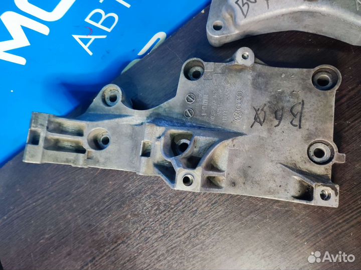 Кронштейн Volkswagen Passat B6