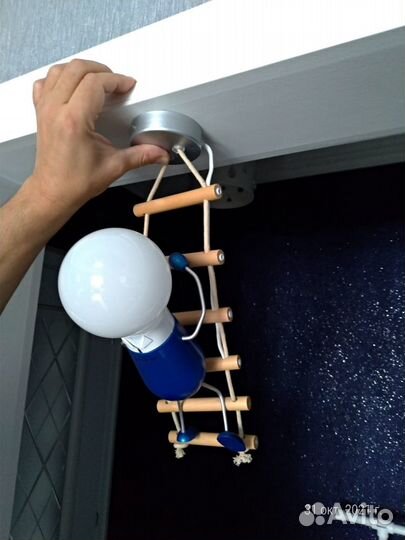 Светильник в детскую комнату