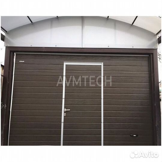 Секционные ворота