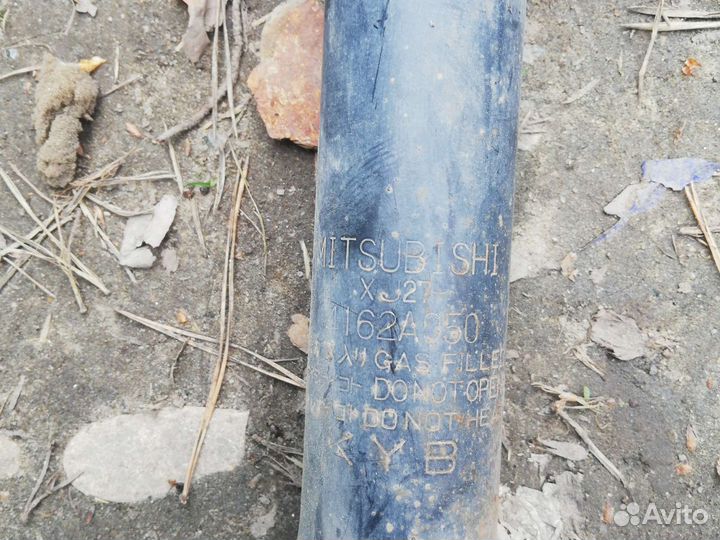 Задние стойки на митсубиси аутлендер хл 2011