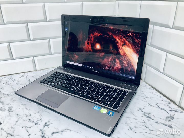 Lenovo Ideapad Y570/Core i5/ram 6gb/SSD+HDD