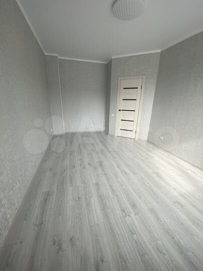 3-к. квартира, 65 м², 1/3 эт.