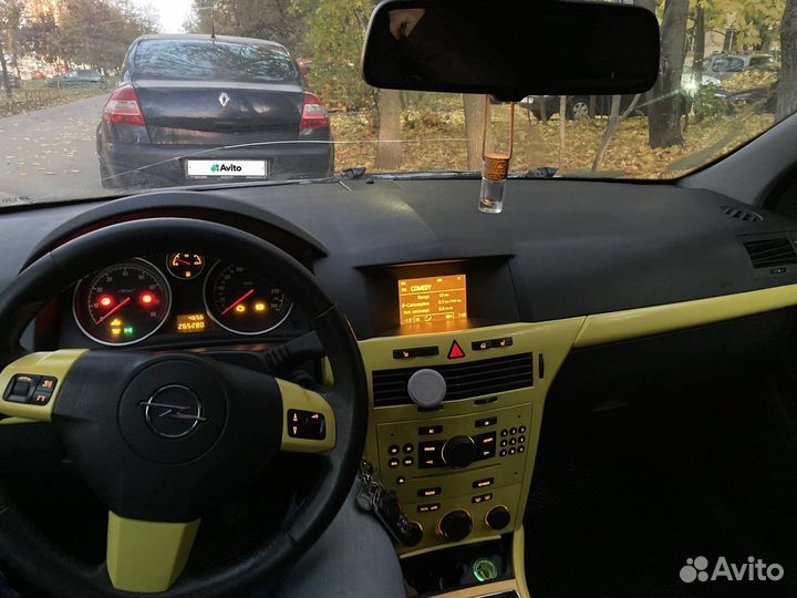 Opel Astra GTC 1.6 МТ, 2007, 200 000 км