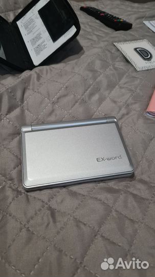 Электронный словарь переводчик Casio Xd-SF7700