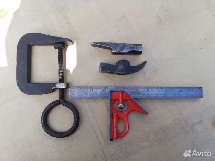 Старинный инструмент