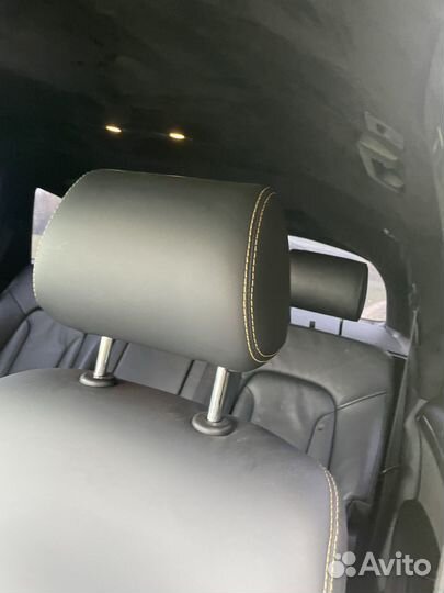 Передние сиденья Audi A8 d3