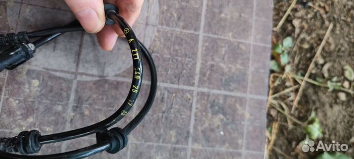 Передний Датчик ABS М272 4matik