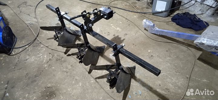 Культиватор Русич Окучник 3-х корпусный, 2023