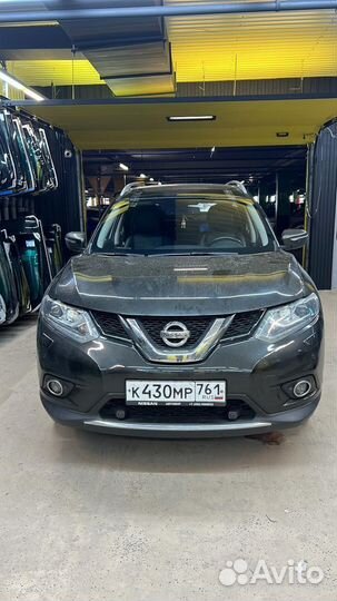 Лобовое стекло Ниссан Х-трейл