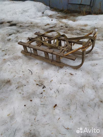 Санки старинные