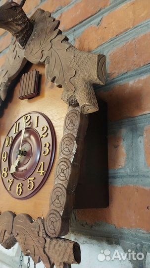 Настенные часы с кукушкой