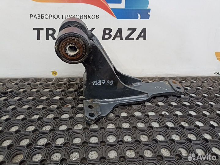 Кронштейн торсиона кабины Iveco Stralis