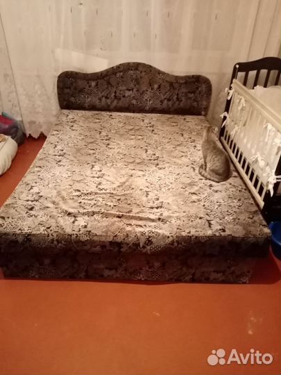 Двухъярусная кровать