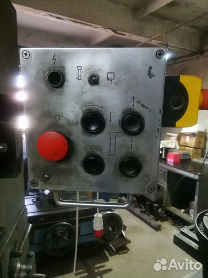 Станок фрезерный с чпу