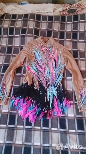 Купальник для выступлений по художественной гимнас