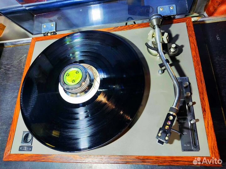 Проигрыватель винила Micro Seiki DD-1