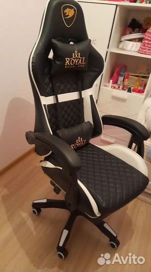 Компьютерное офисное кресло с массажем (новые)