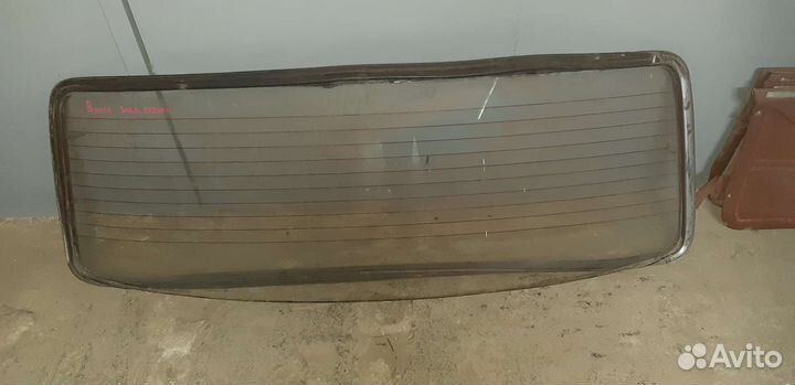 Заднее стекло Волга газ-31105 3110 31029 24