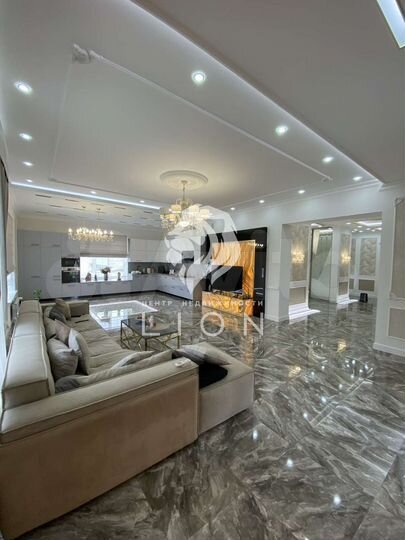 Дом 239,5 м² на участке 26 сот.