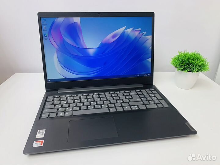 Ноутбук Lenovo